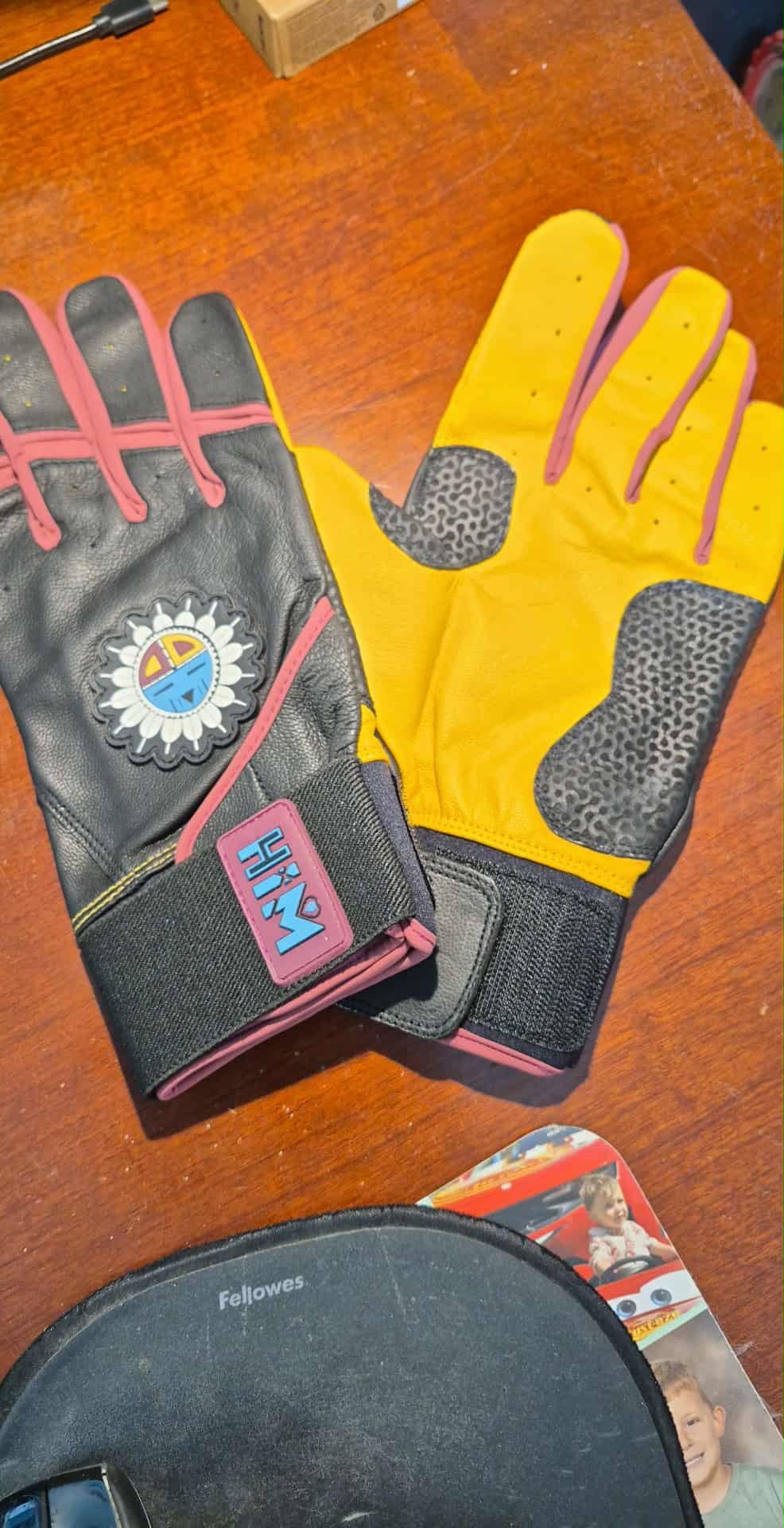 Teal, Black Cabretta Batting Glove