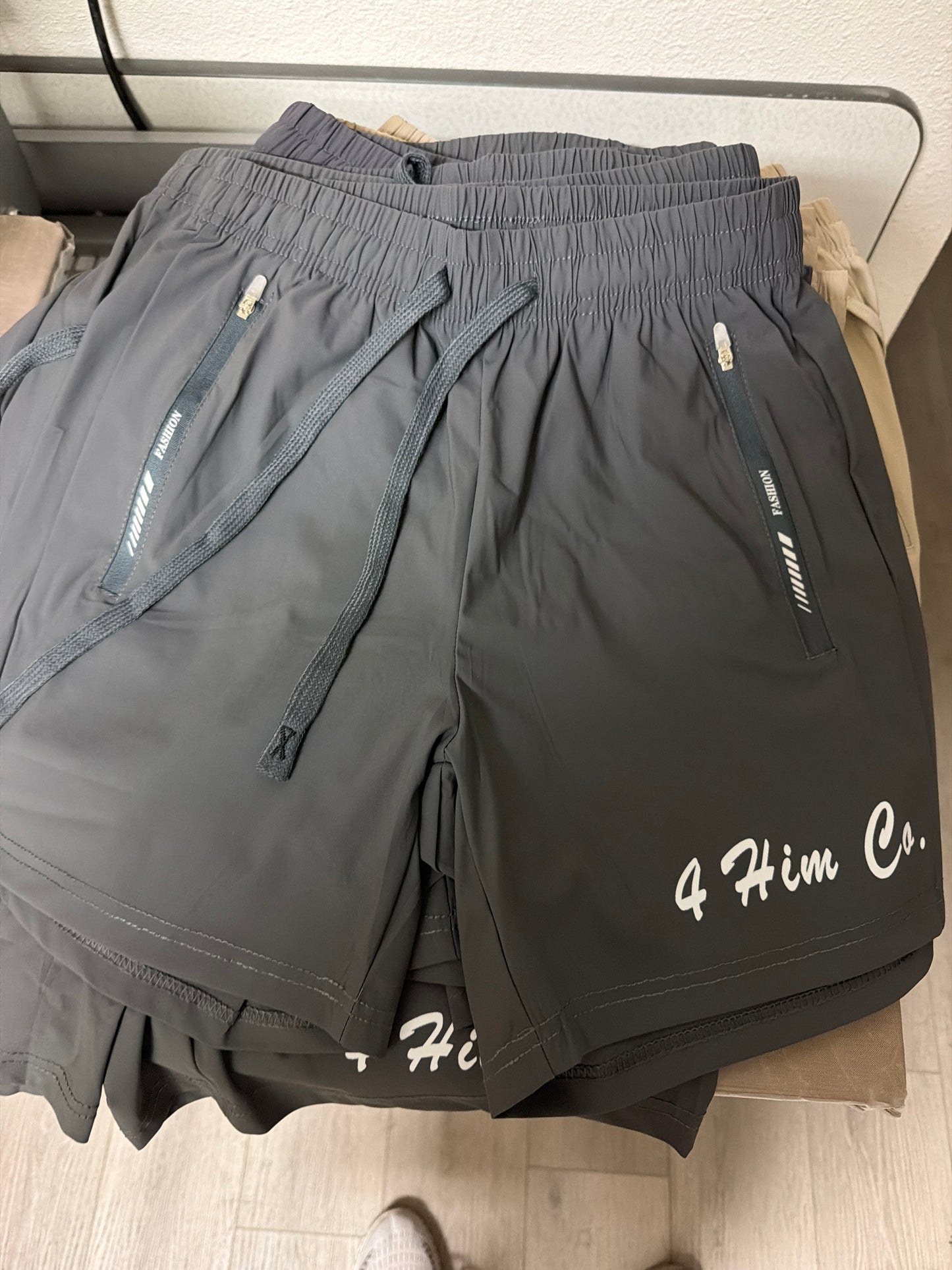 Women’s Shorts Dark Grey